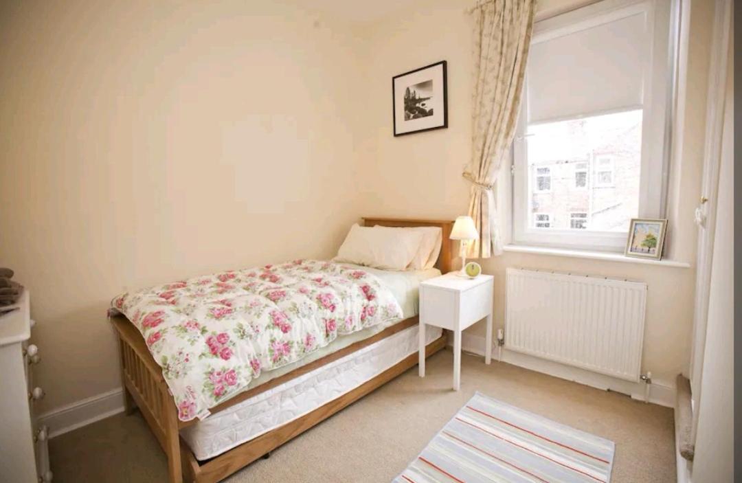 Cosy Little Home Just Outside York City Walls 외부 사진